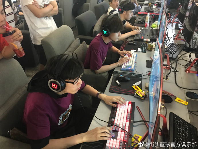 三年小目标  《街头篮球》SFSA双暴组合专访